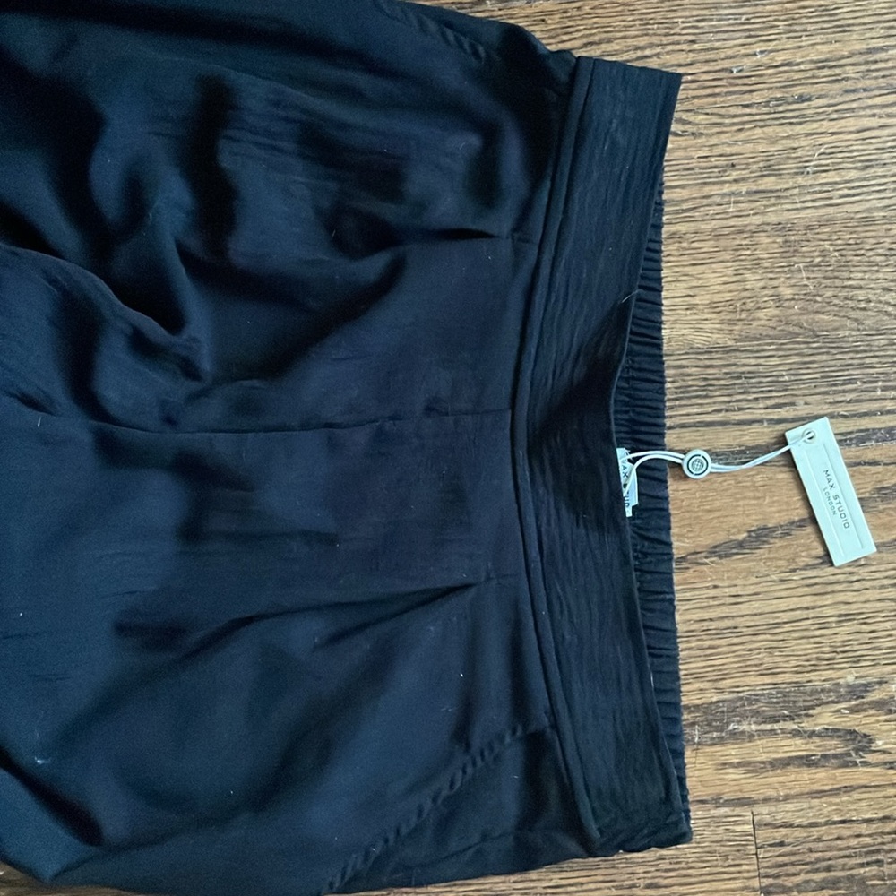 Max Studio Flowy Black Pants